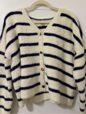 Women’s XL sweater